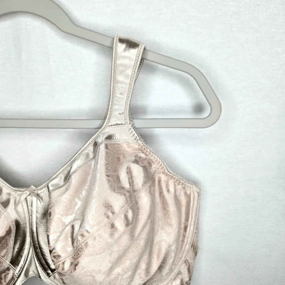 Bali Underwire Minimizer Bra. 42 DD, Nude